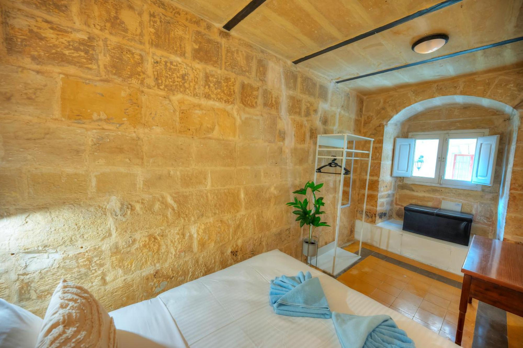 Charming 2Bedroom Townhouse Valletta Center Kbut1-1 Dış mekan fotoğraf